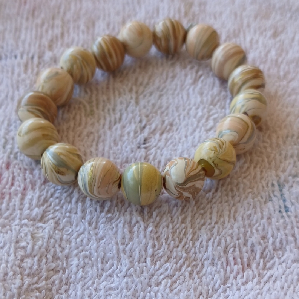 Elegant Marble Bead Bracelet